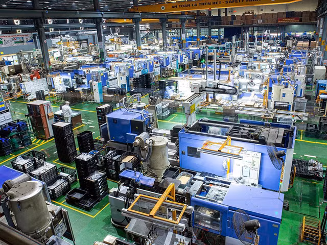 Nhua Ha Noi bi xu ly ve thue hon nua ty dong