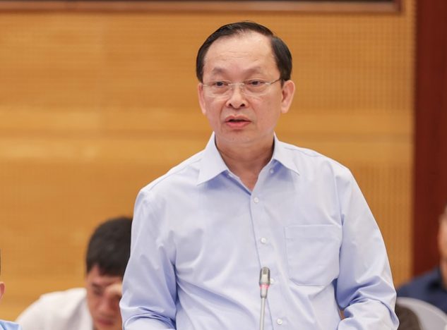 Phó Thống đốc nói gì về lãi suất giảm nhưng dư nợ tín dụng lại rất thấp? Pho Thong doc noi gi ve lai suat giam nhung du no tin dung lai rat thap?
