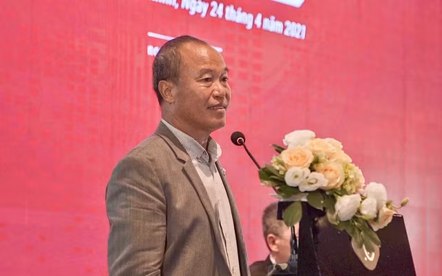 Den luot Chu tich Nam Long muon ban 2 trieu co phieu khi thi gia tang 12%