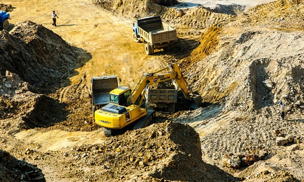 Cận cảnh kho báu ẩn trong lòng đất, nhân loại dùng 1000 năm không hết Can canh kho bau an trong long dat, nhan loai dung 1000 nam khong het