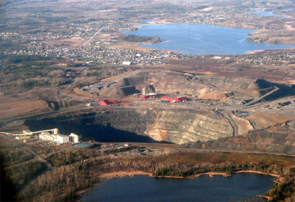 Phát hiện báu vật vô cùng quý hiếm 1,2 tỷ năm dưới mỏ vàng - Hình 6 Phat hien bau vat vo cung quy hiem 1,2 ty nam duoi mo vang-Hinh-6