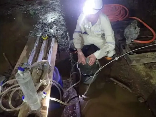 Phát hiện báu vật vô cùng quý hiếm 1,2 tỷ năm dưới mỏ vàng Phat hien bau vat vo cung quy hiem 1,2 ty nam duoi mo vang