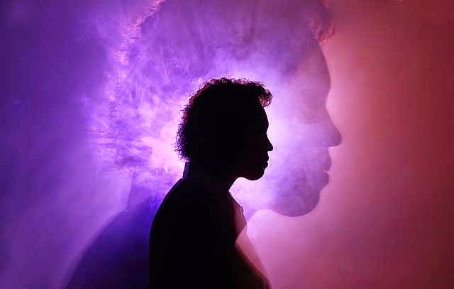 Kinh ngạc nhà ngoại cảm trẻ dự đoán vận mệnh thế giới 2023 - Hình 12 Kinh ngac nha ngoai cam tre du doan van menh the gioi 2023-Hinh-12