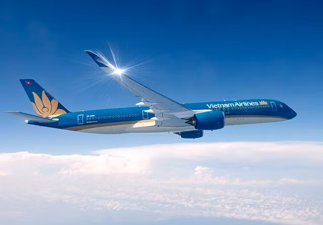 Chua cong bo BCTC kiem toan 2022 va soat xet 2023, Vietnam Airlines lai doi DHDCD