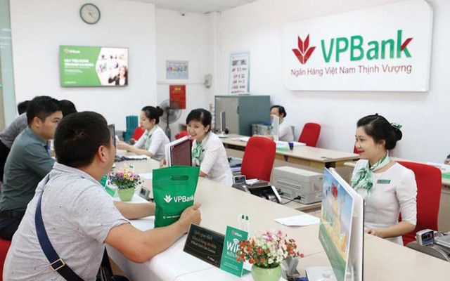VPBank hoàn tất bán 49% vốn FE Credit, vay hợp vốn nước ngoài 300 triệu USD VPBank hoan tat ban 49% von FE Credit, vay hop von nuoc ngoai 300 trieu USD