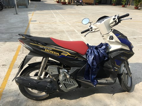 Vụ khống chế nữ nhân viên shop thời trang cướp tài sản: Kiếm tiền lo cho em trai đỗ đại học - Hình 2 Vu khong che nu nhan vien shop thoi trang cuop tai san: Kiem tien lo cho em trai do dai hoc-Hinh-2