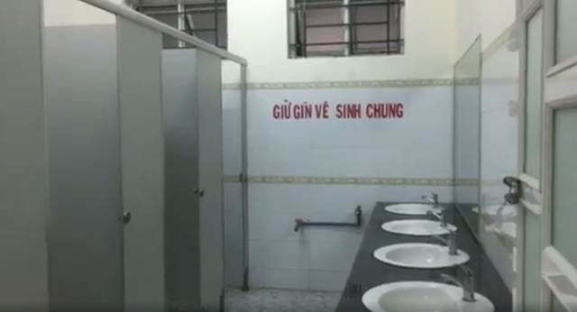 Người phụ nữ bị người đàn ông kề dao cướp và hiếp dâm ở Trung tâm Văn hóa Lao động tỉnh Bình Dương Nguoi phu nu bi nguoi dan ong ke dao cuop va hiep dam o Trung tam Van hoa Lao dong tinh Binh Duong