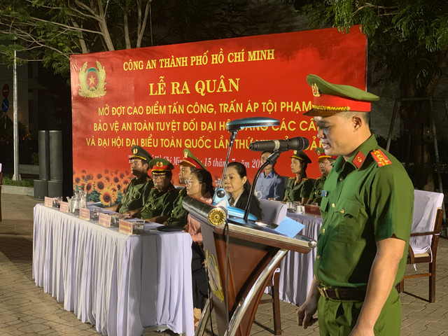 Dai ta Le Hong Nam phat dong le xuat quan tan cong tran ap toi pham-Hinh-2