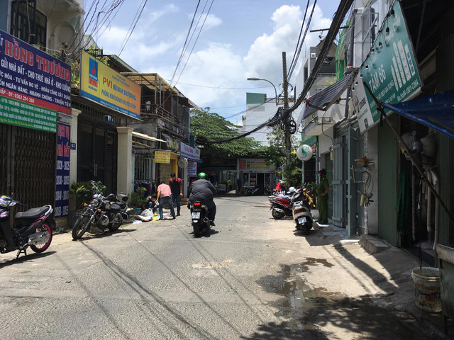 Phát hiện thi thể trẻ sơ sinh nằm trong vali ở căn phòng trọ Sài Gòn Phat hien thi the tre so sinh nam trong vali o can phong tro Sai Gon