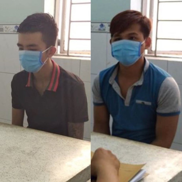 2 thanh niên dùng súng điện cướp hơn 120 triệu đồng của tiểu thương chợ Bình Điền 2 thanh nien dung sung dien cuop hon 120 trieu dong cua tieu thuong cho Binh Dien