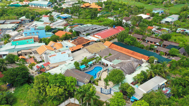 Cưỡng chế Gia Trang Tràm Chim Resort trong 2 ngày - Hình 3 Cuong che Gia Trang Tram Chim Resort trong 2 ngay-Hinh-3
