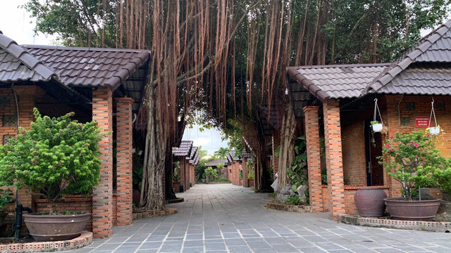 Cưỡng chế Gia Trang Tràm Chim Resort trong 2 ngày - Hình 2 Cuong che Gia Trang Tram Chim Resort trong 2 ngay-Hinh-2