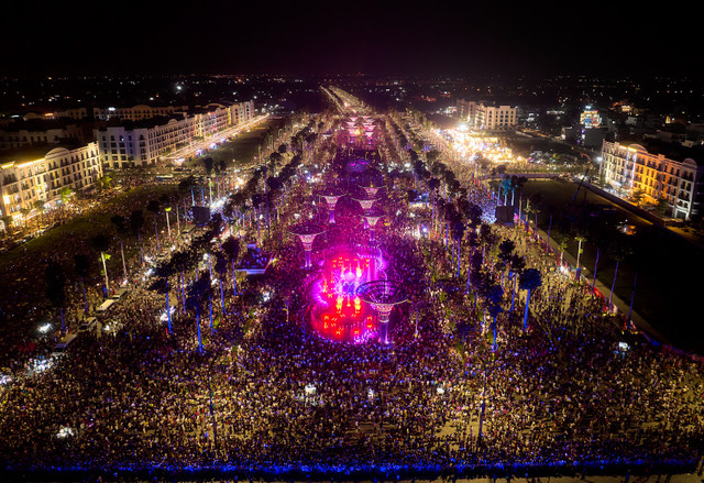 Sun Group và cuộc lột xác ngoạn mục của du lịch xứ Thanh - Hình 2 Sun Group va cuoc lot xac ngoan muc cua du lich xu Thanh-Hinh-2