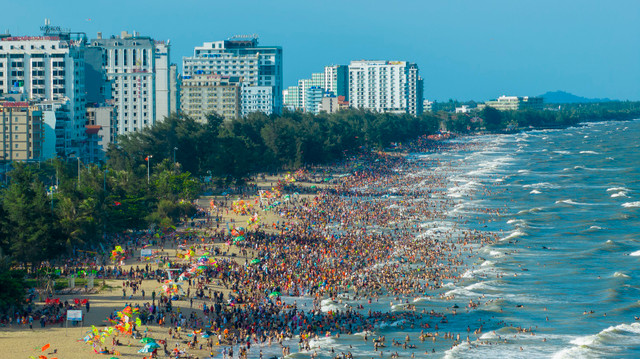 Sun Group và cuộc lột xác ngoạn mục của du lịch xứ Thanh Sun Group va cuoc lot xac ngoan muc cua du lich xu Thanh