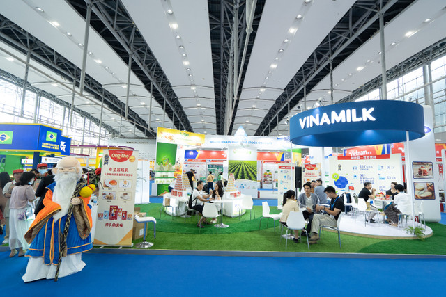 Vinamilk sắp chi hơn 5.000 tỷ trả cổ tức cho cổ đông Vinamilk sap chi hon 5.000 ty tra co tuc cho co dong