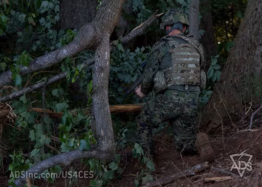 Mo xe quan phuc nguy trang ky thuat so cua Viet Nam-Hinh-9