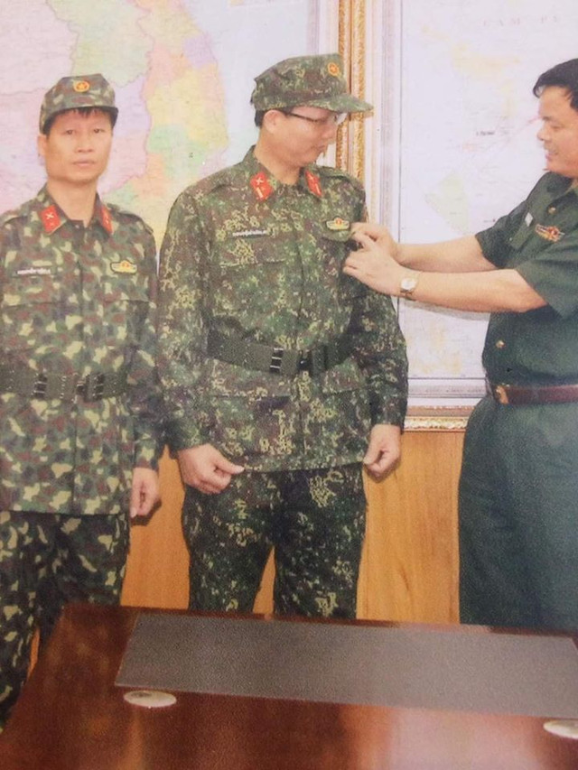 Mổ xẻ quân phục ngụy trang kỹ thuật số của Việt Nam Mo xe quan phuc nguy trang ky thuat so cua Viet Nam