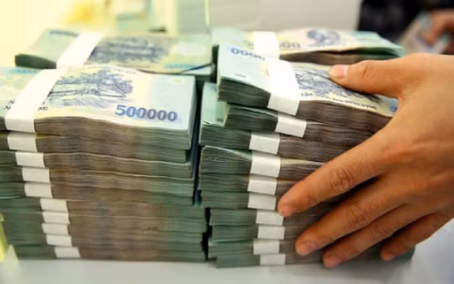 Chung khoan ngay 31/10: ACB, HDB va FPT duoc khuyen nghi the nao?