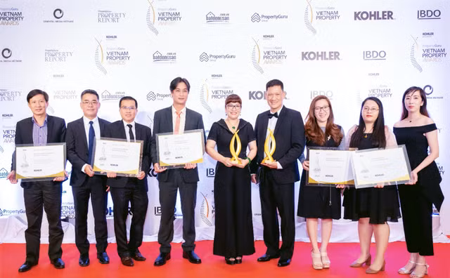 Phuc Khang vinh danh tai giai thuong BDS Viet Nam PropertyGuru Vietnam Property Awards 2020