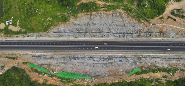 Nhung hiem nguy rinh rap tren tuyen cao toc Dau Giay - Phan Thiet-Hinh-3