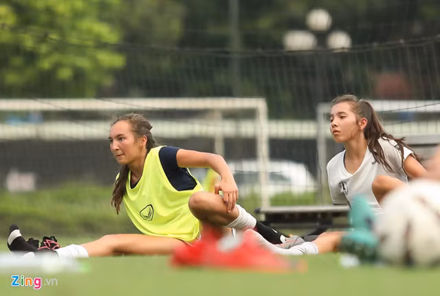 Nhung cau thu bong da nu Viet Nam nhan sac khong thua kem hotgirl-Hinh-4