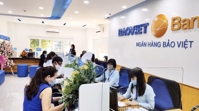 Lai rong 6 thang von ven 20 ty, Ngan hang Bao Viet ganh no xau 4,69%