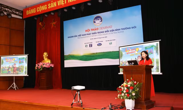 Vinamilk hưởng ứng ngày sữa thế giới & quốc tế thiếu nhi với nhiều hoạt động thú vị - Hình 3 Vinamilk huong ung ngay sua the gioi & quoc te thieu nhi voi nhieu hoat dong thu vi-Hinh-3