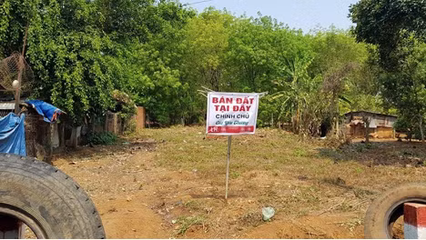 Bo Xay dung: Dat nen tang 'nong' nhung giao dich thuc te rat it