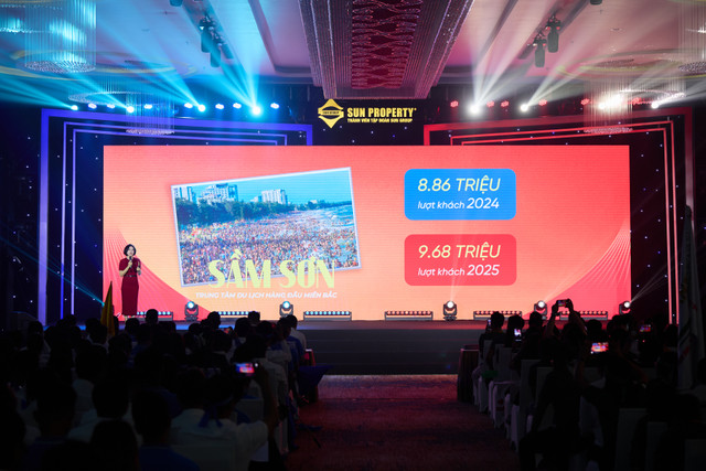 Tung bung le ra quan The Pathway, kich hoat “bom tan” dau tu mua he tai Sam Son-Hinh-2