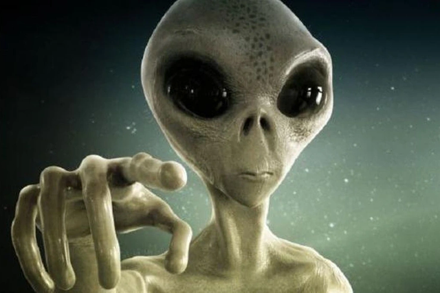 Nu dien vien noi tieng da gap nguoi ngoai hanh tinh?-Hinh-7