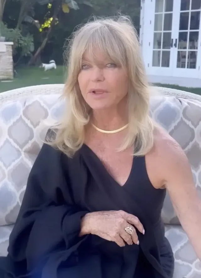 Nữ diễn viên nổi tiếng đã gặp người ngoài hành tinh? Nu dien vien noi tieng da gap nguoi ngoai hanh tinh?