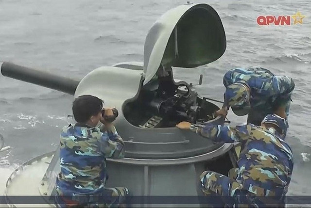 Viet Nam tu san xuat duoc dan cho phao cao toc AK-630-Hinh-11