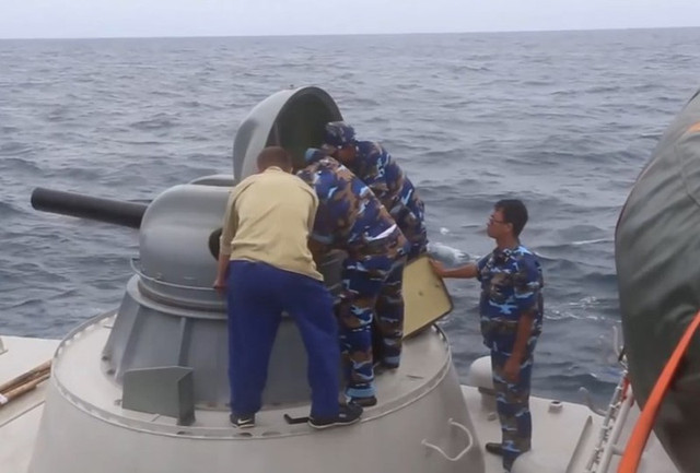 Viet Nam tu san xuat duoc dan cho phao cao toc AK-630-Hinh-13