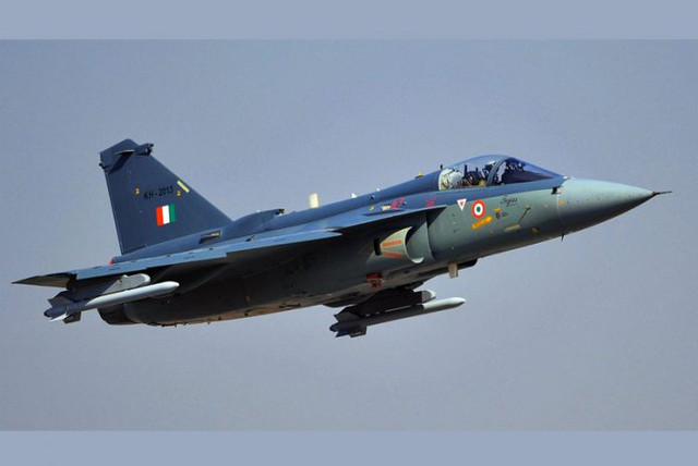 Khám phá sức mạnh chiến đấu cơ Tejas Ấn Độ - Hình 7 Kham pha suc manh chien dau co Tejas An Do-Hinh-7