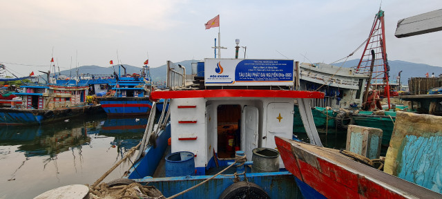 Toàn cảnh hoạt động của cảng cá lớn nhất miền Trung - Hình 11 Toan canh hoat dong cua cang ca lon nhat mien Trung-Hinh-11