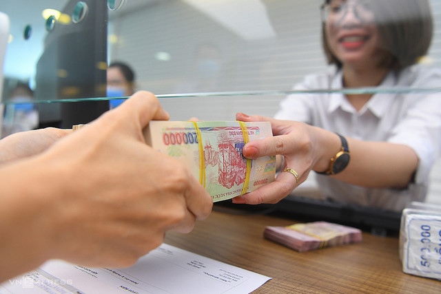 Ngân hàng nào đang có lãi suất huy động cao nhất hệ thống? Ngan hang nao dang co lai suat huy dong cao nhat he thong?