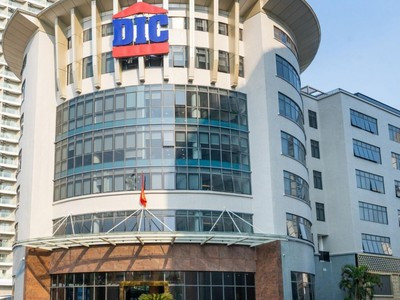 DIG đã có lãi trở lại nhưng dòng tiền âm nặng và tăng mạnh nợ vay - Hình 2 DIG da co lai tro lai nhung dong tien am nang va tang manh no vay-Hinh-2
