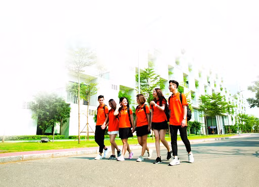 Ke hoach 2020 lai 5.510 ty, FPT rot them 800 ty vao cong ty phan mem va giao duc-Hinh-2