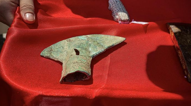 Khám phá 10 cổ vật vô giá vừa trở về Việt Nam - Hình 3 Kham pha 10 co vat vo gia vua tro ve Viet Nam-Hinh-3