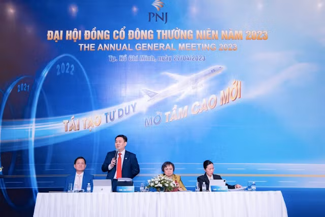 Tong Giam doc PNJ: Khong co ve phong thu, ky vong quy 4 phuc hoi suc mua-Hinh-2