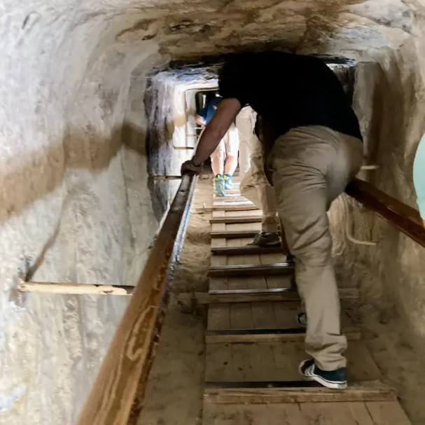 Giật mình khi khám phá kim tự tháp Ai Cập - Hình 4 Giat minh khi kham pha kim tu thap Ai Cap-Hinh-4