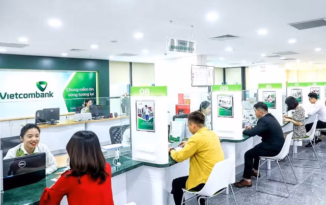 Vietcombank dat ke hoach loi nhuan ca nam voi 25.000 ty dong, no xau 0,63%