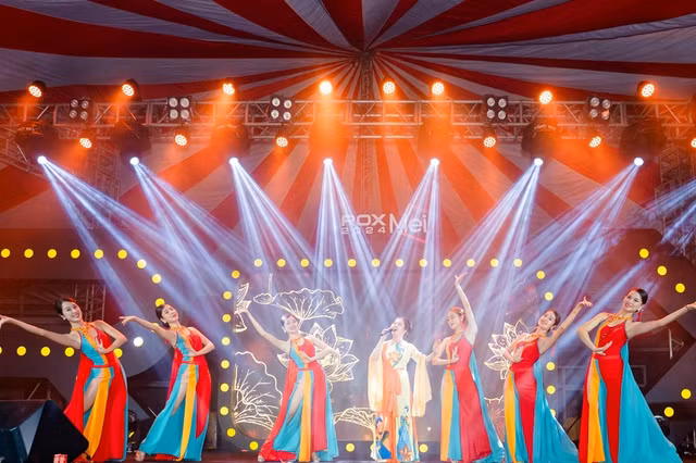 Van hoa ket noi nguoi lao dong da the he-Hinh-4