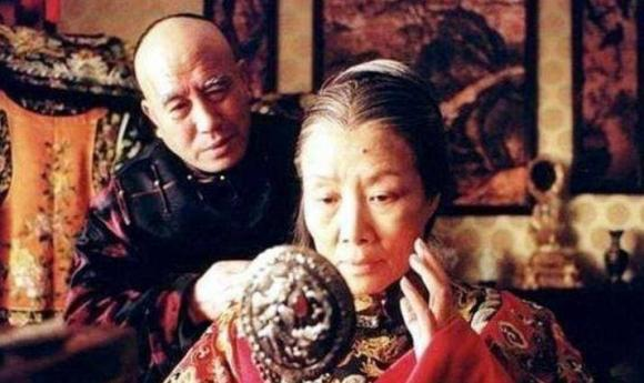 Từ Hi Thái Hậu che giấu bị mật động trời nào suốt đời mà không ai biết? - Hình 7 Tu Hi Thai Hau che giau bi mat dong troi nao suot doi ma khong ai biet?-Hinh-7