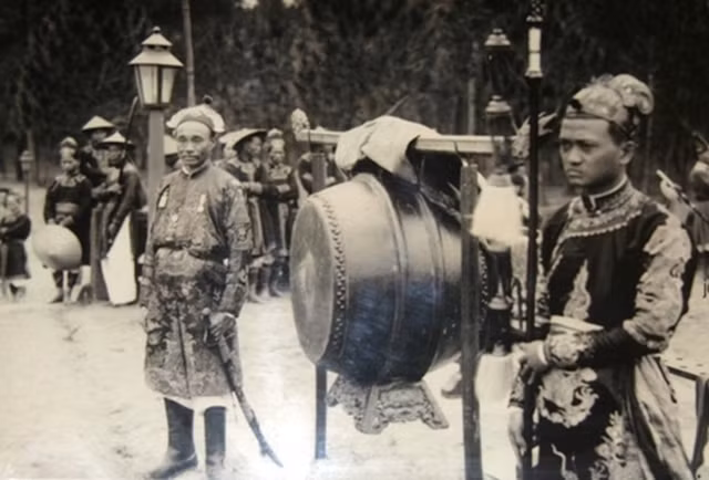 Ngam hoang cung nha Nguyen qua loat anh quy gia-Hinh-10