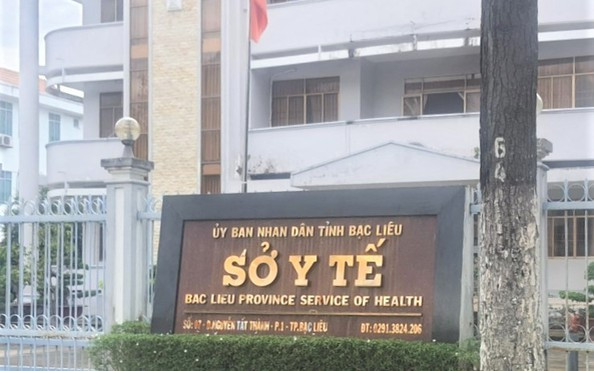 Vì sao Giám đốc Sở Y tế Bạc Liêu Bùi Quốc Nam bị khởi tố? Vi sao Giam doc So Y te Bac Lieu Bui Quoc Nam bi khoi to?