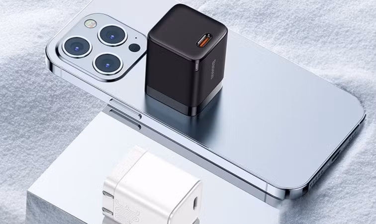 [GALLERY] 6 combo sạc nhanh giá từ 200.000 đồng đáng mua nhất