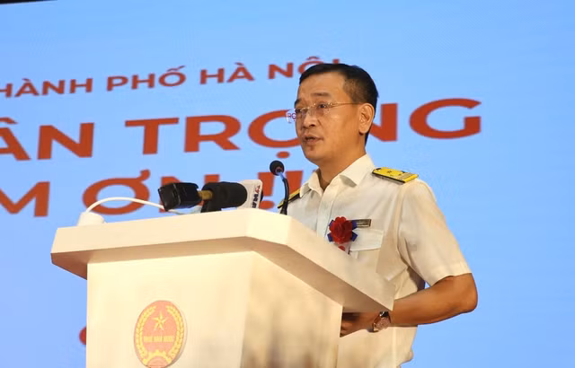 ong-phan-tien-hoa.jpg