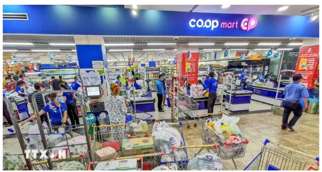Siêu thị Co.opmart Cần Thơ. Ảnh: Thanh Liêm/TTXVN. coopmart-can-tho.png