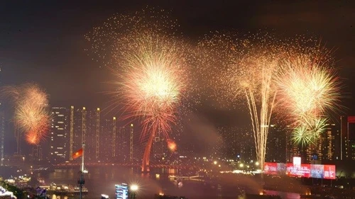 TPHCM bắn pháo hoa tại 17 điểm trong đêm Giao thừa Tết Bính Ngọ 2026